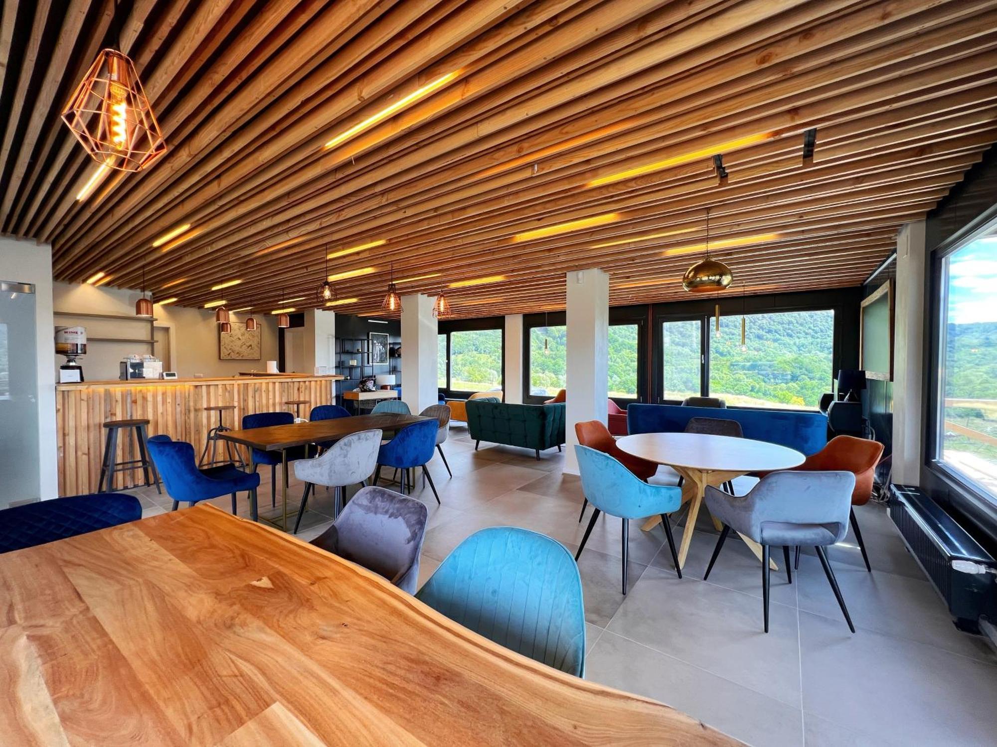 Flandra Glamping Hotel Corbeni Exterior photo