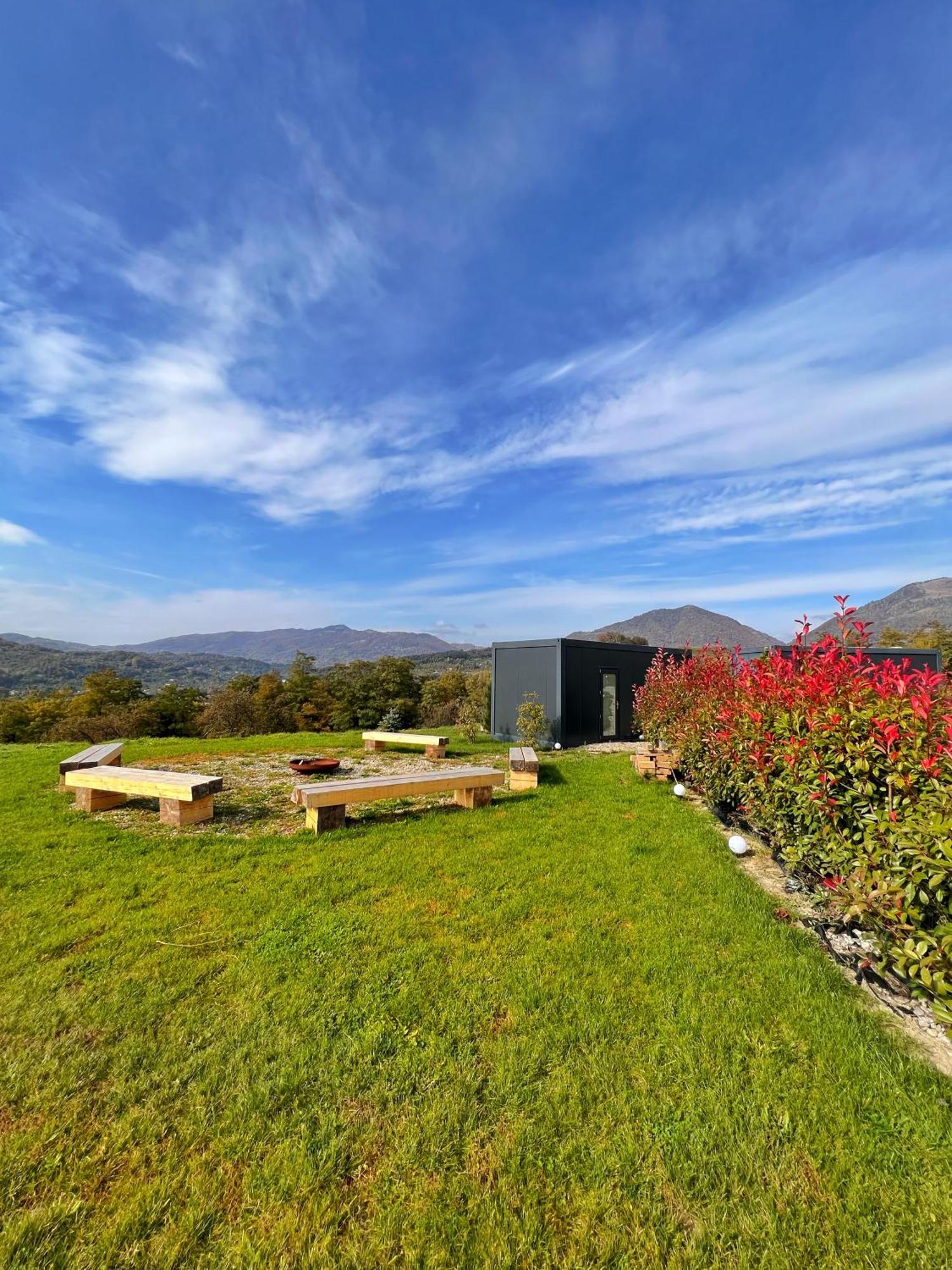 Flandra Glamping Hotel Corbeni Exterior photo